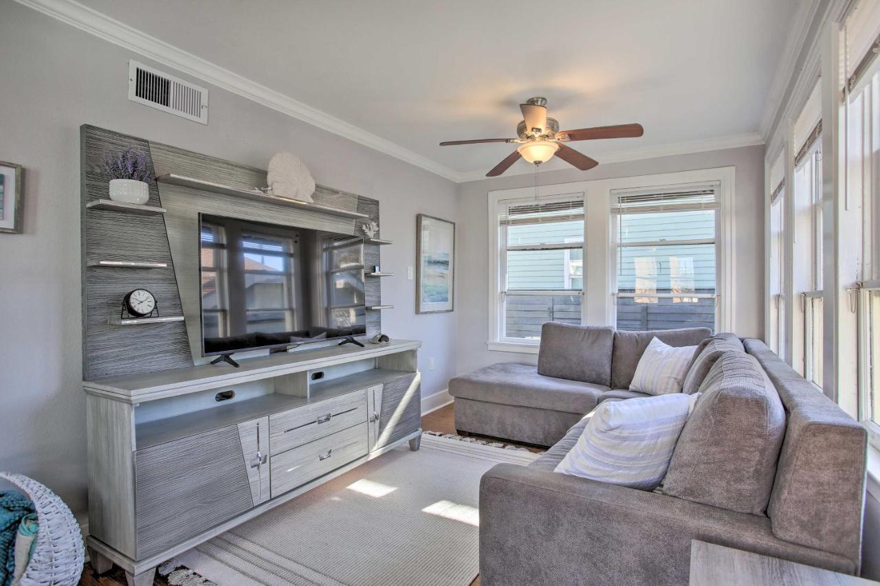 Cozy Beach Bungalow Near Galveston Seawall And Pier Esterno foto