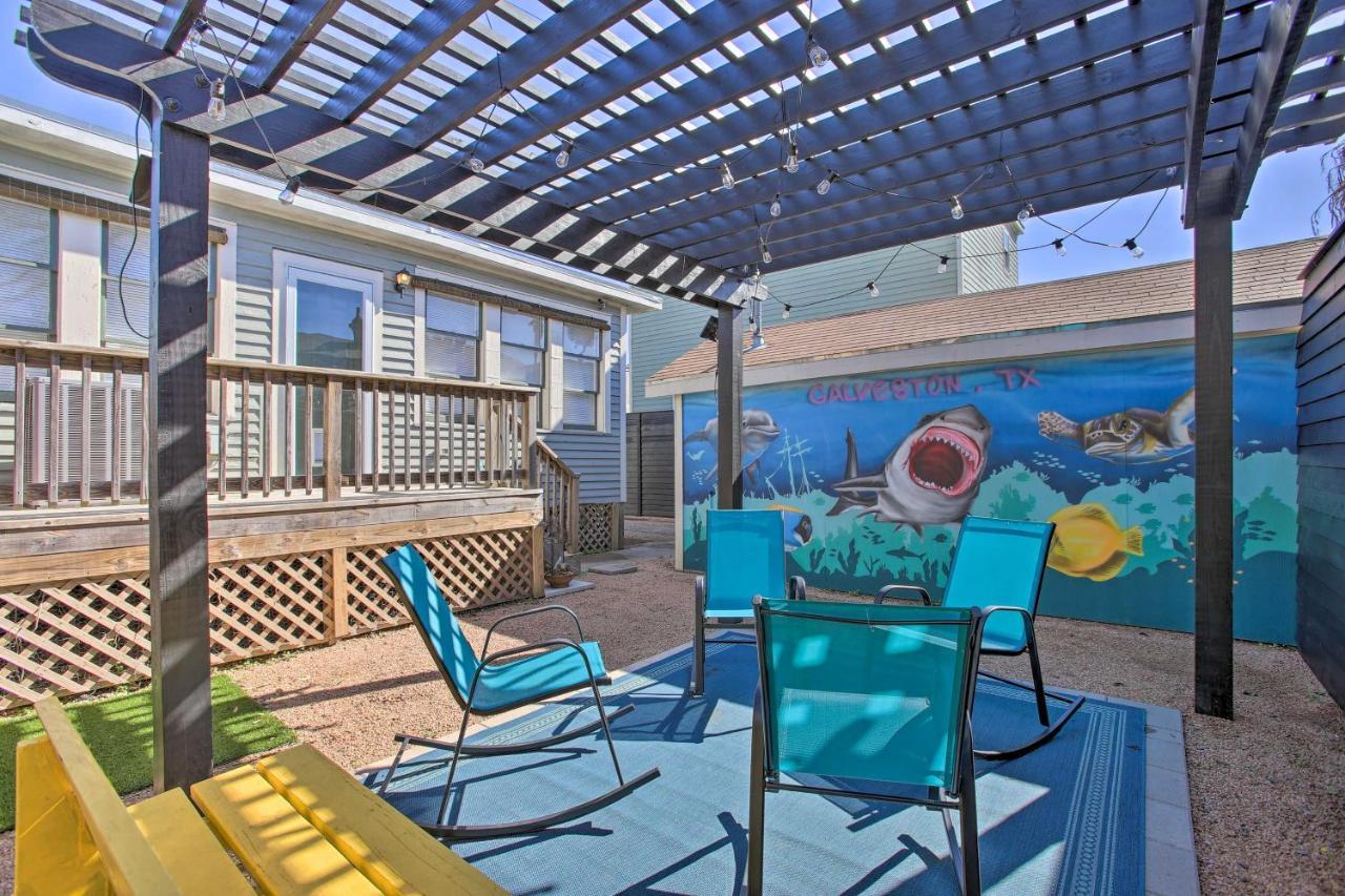 Cozy Beach Bungalow Near Galveston Seawall And Pier Esterno foto